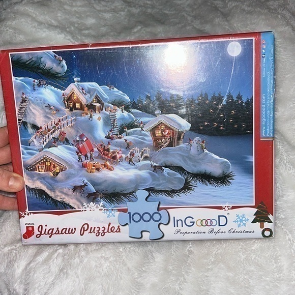 1000 PCS Preparation Before Christmas Jigsaw Puzzles NWT sealed in plastic - Picture 1 of 4